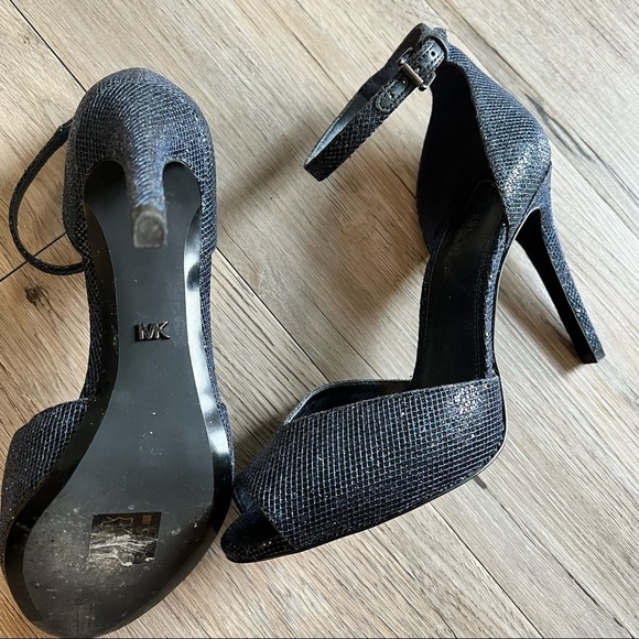 Michael Kors Strappy High Heel - Picture 4 of 10